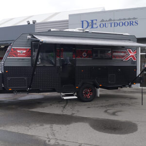 Cub Gator X 17'10 FD L Lounge